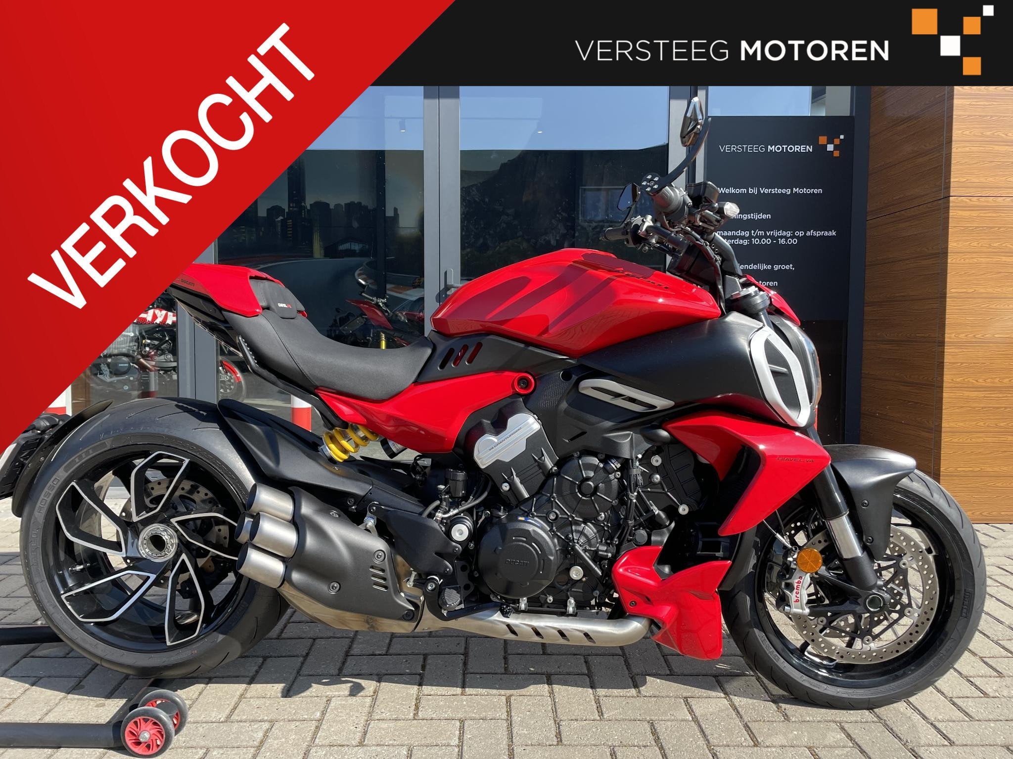 Ducati Diavel V4 Stripe # als nieuw, Info@ducati.com, Ducati North Europe B.V., Maanweg 174
2516 AB  Den Haag, NL, Meer dan 35 kW