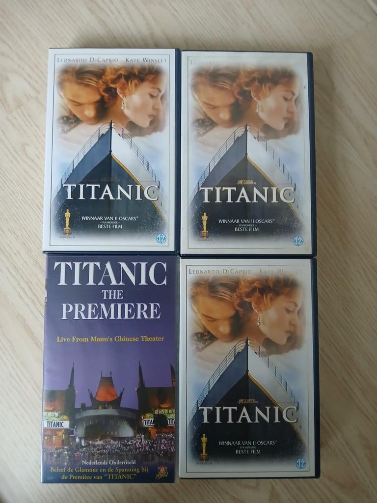 4 VHS banden van Titanic, Cd's en Dvd's, VHS | Film, Alle leeftijden, Ophalen of Verzenden, Gebruikt