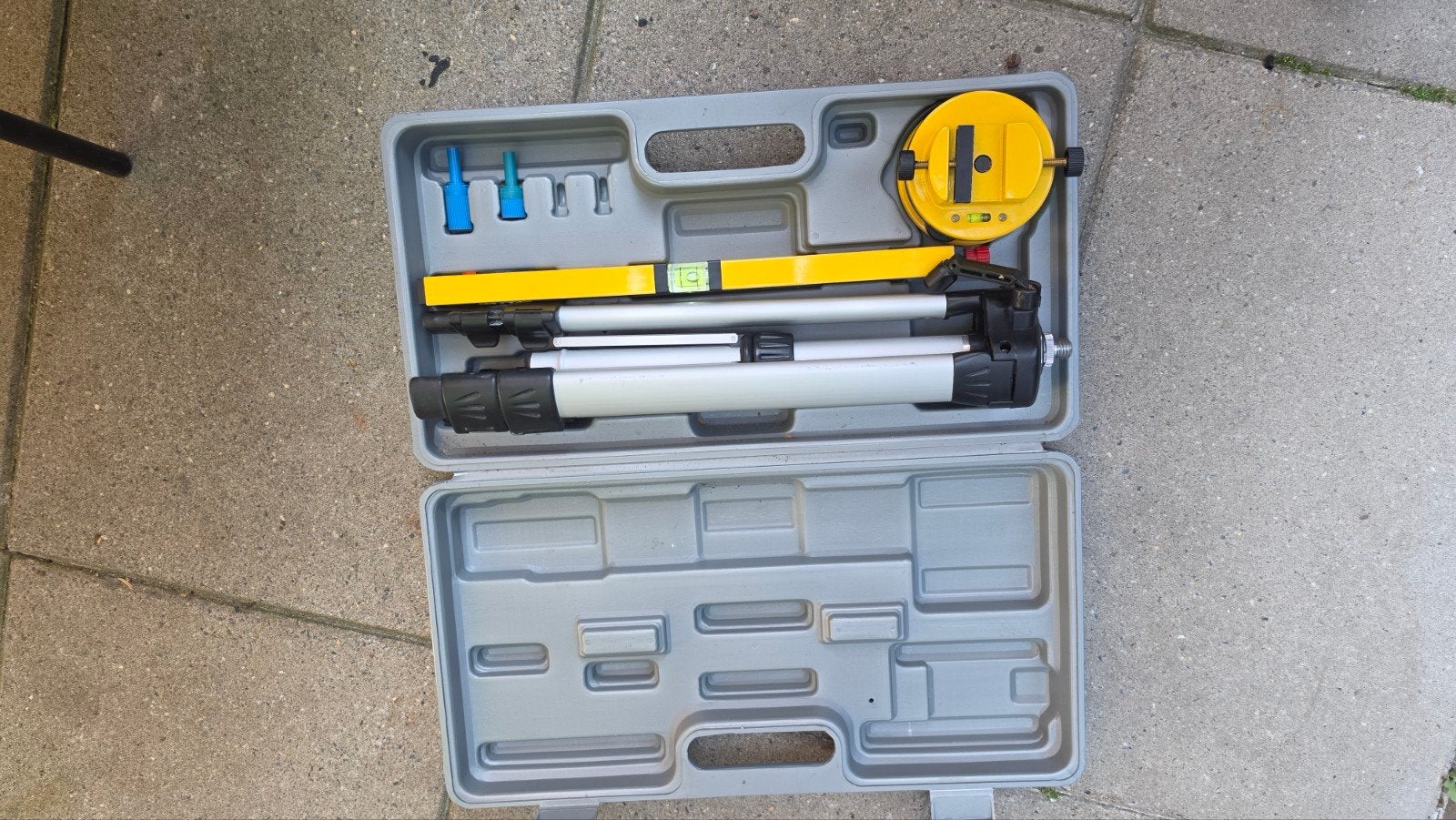Laser Tool Kit met Statief en Waterpas, Ophalen, Gebruikt, Overige meters