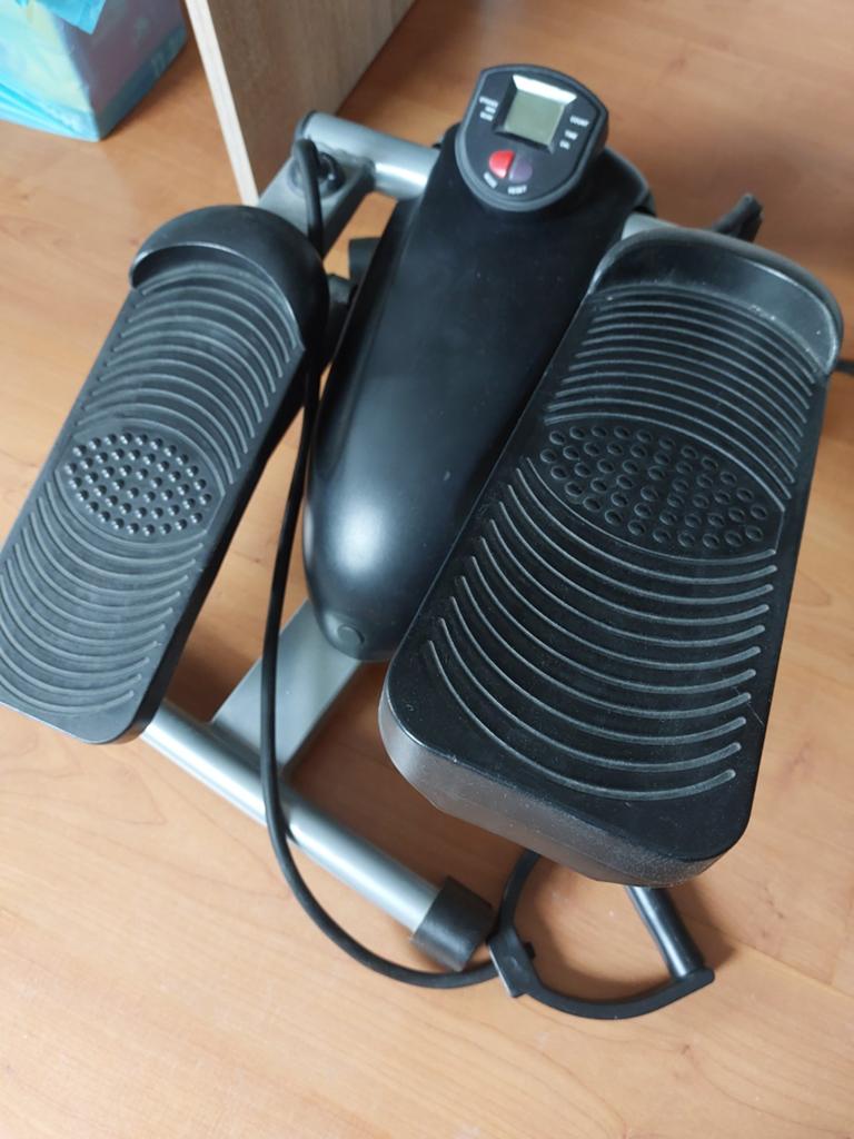Step apparaat, Sport en Fitness, Fitnessmaterialen, Ophalen, Zo goed als nieuw, Stepbank