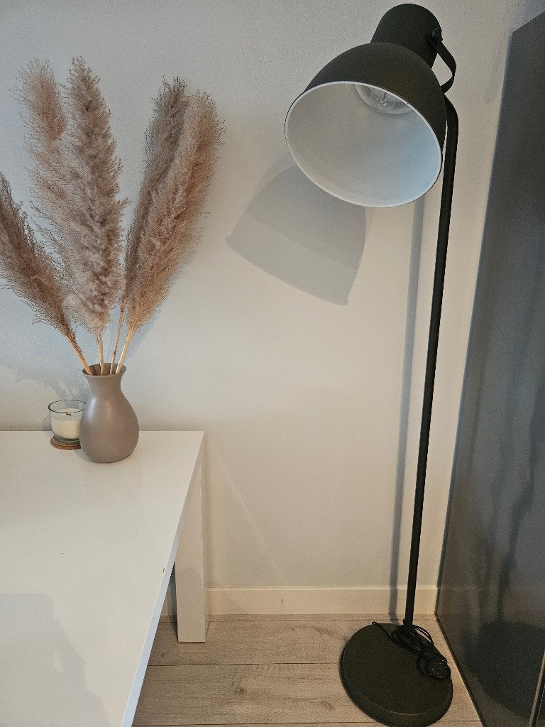 IKEA hektar staande lamp, Ophalen, Zo goed als nieuw, Kunststof, 150 tot 200 cm