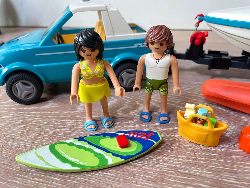 Playmobil strandset met auto, gemotoriseerde boot en figuren, Ophalen of Verzenden, Zo goed als nieuw, Complete set