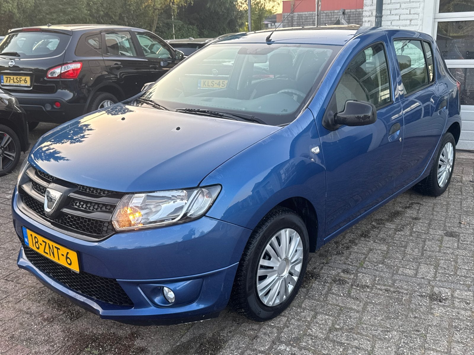 Dacia Sandero 0.9 TCE 66KW Stepway 2013 Blauw, Auto's, Dacia, Voorwielaandrijving, 898 cc, 31 €/maand, 937 kg