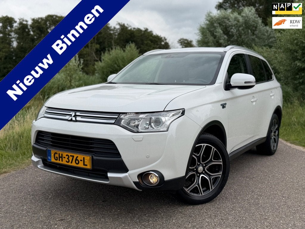Mitsubishi Outlander 2.0 PHEV Limited Edition X-Line / 1ste, Auto's, Mitsubishi, Bedrijf, Te koop, Outlander, 4x4, ABS, Achteruitrijcamera