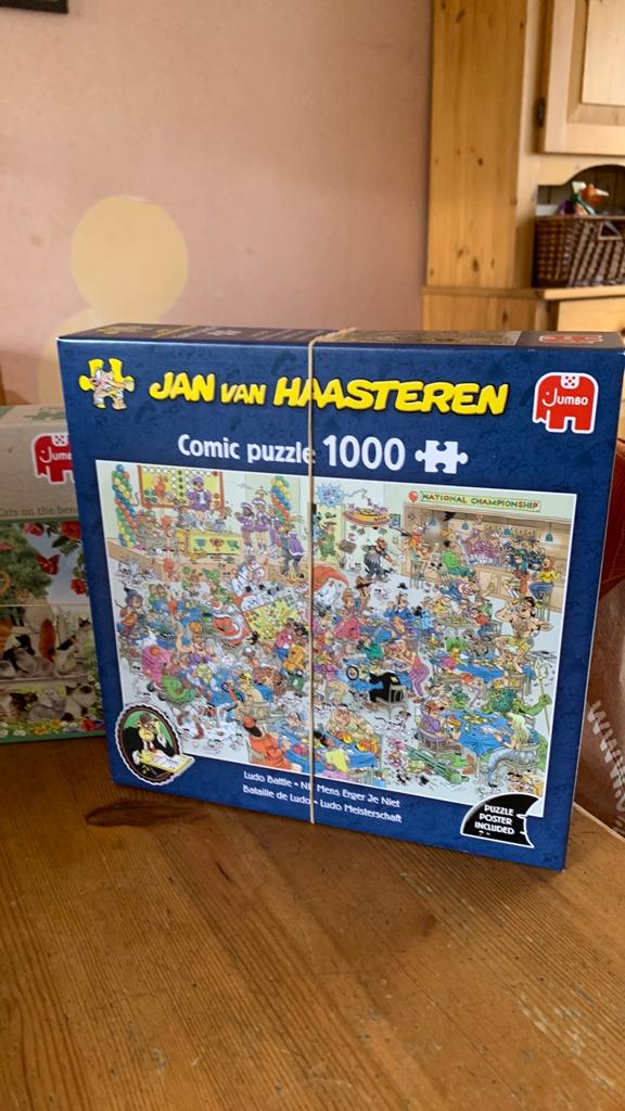 4 puzzels voor 10 euro, Ophalen, 500 t/m 1500 stukjes, Zo goed als nieuw