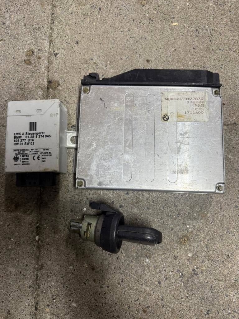 Bmw e39 ecu immobilizer contactslot, Auto-onderdelen, Ophalen of Verzenden, BMW