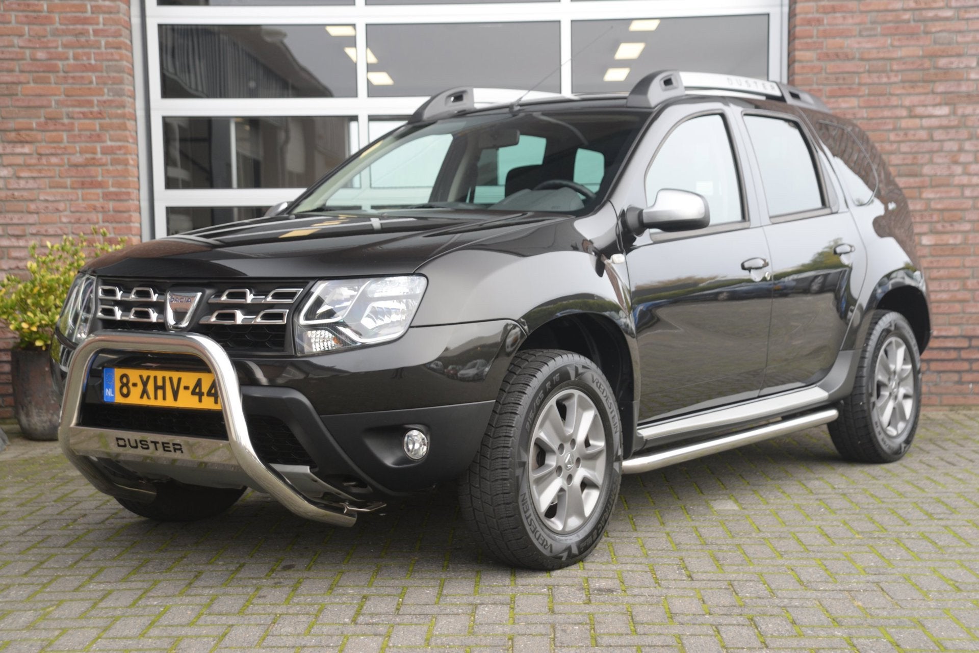 Dacia Duster 1.2 TCe 4x2 Prestige | Navi | PDC | Trekhaak |, Auto's, Voorwielaandrijving, Euro 5, 125 pk, Gebruikt