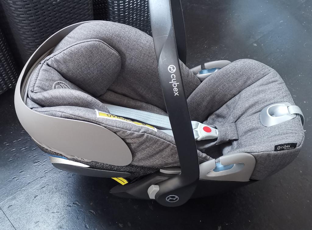 Cybex Cloud Z autostoel (Maxi Cosi), Kinderen en Baby's, Autostoeltjes, Verstelbare rugleuning, Zo goed als nieuw, Isofix, 0 t/m 13 kg