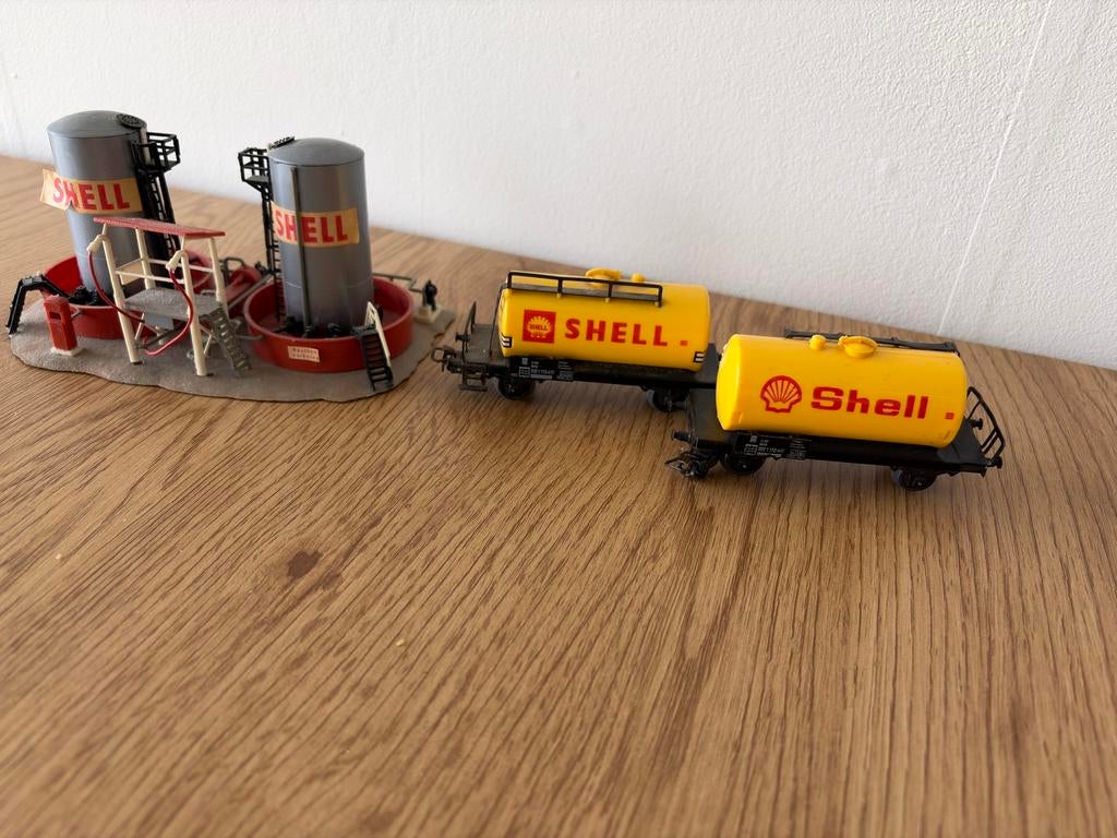 Shell wagons + installatie (Marklin Germany), Wisselstroom, Wagon, Ophalen of Verzenden, Zo goed als nieuw