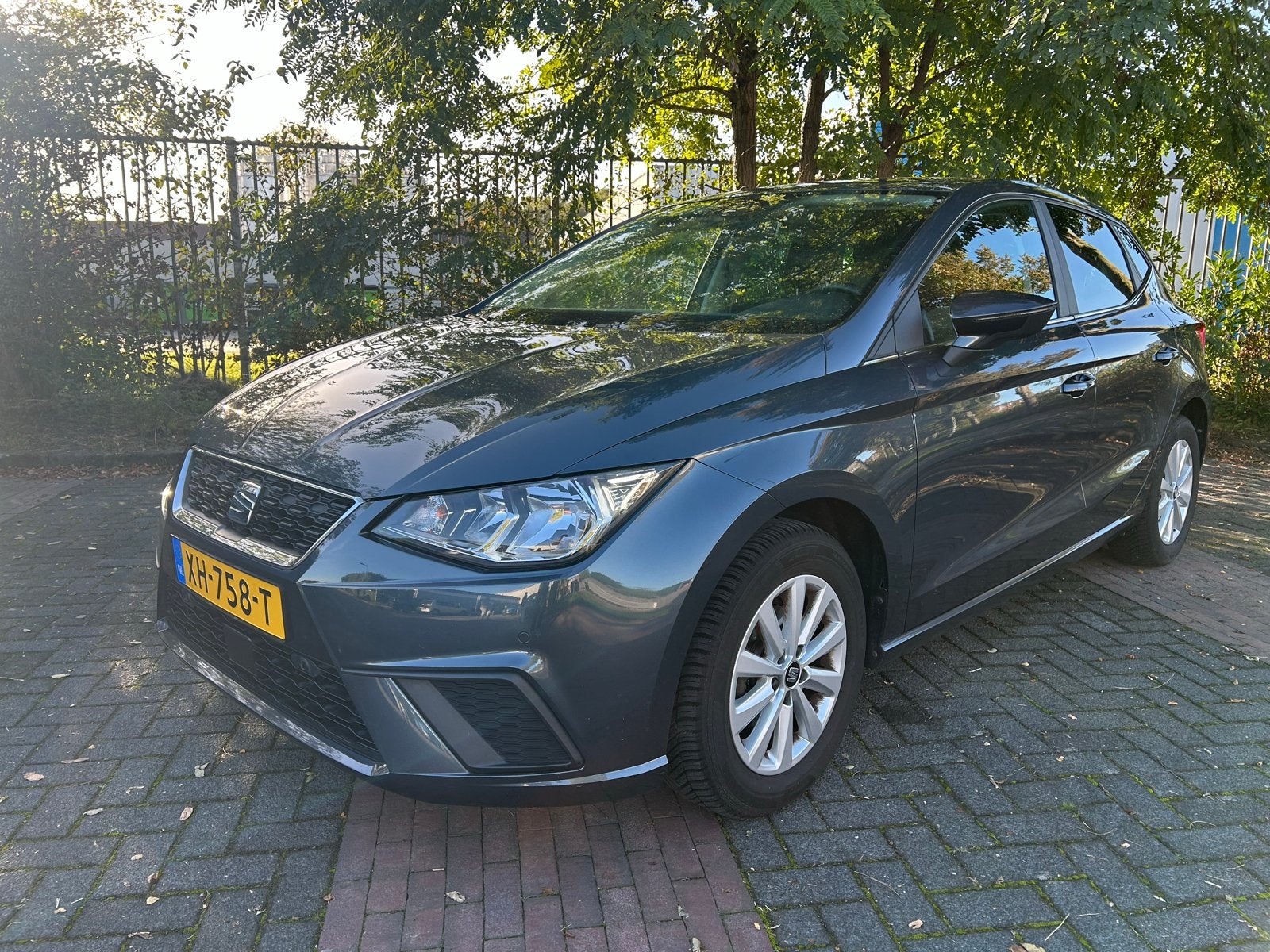 Seat Ibiza 1.0 Ecotsi 95pk 2019 Grijs, Voorwielaandrijving, 40 €/maand, 95 pk, Ibiza