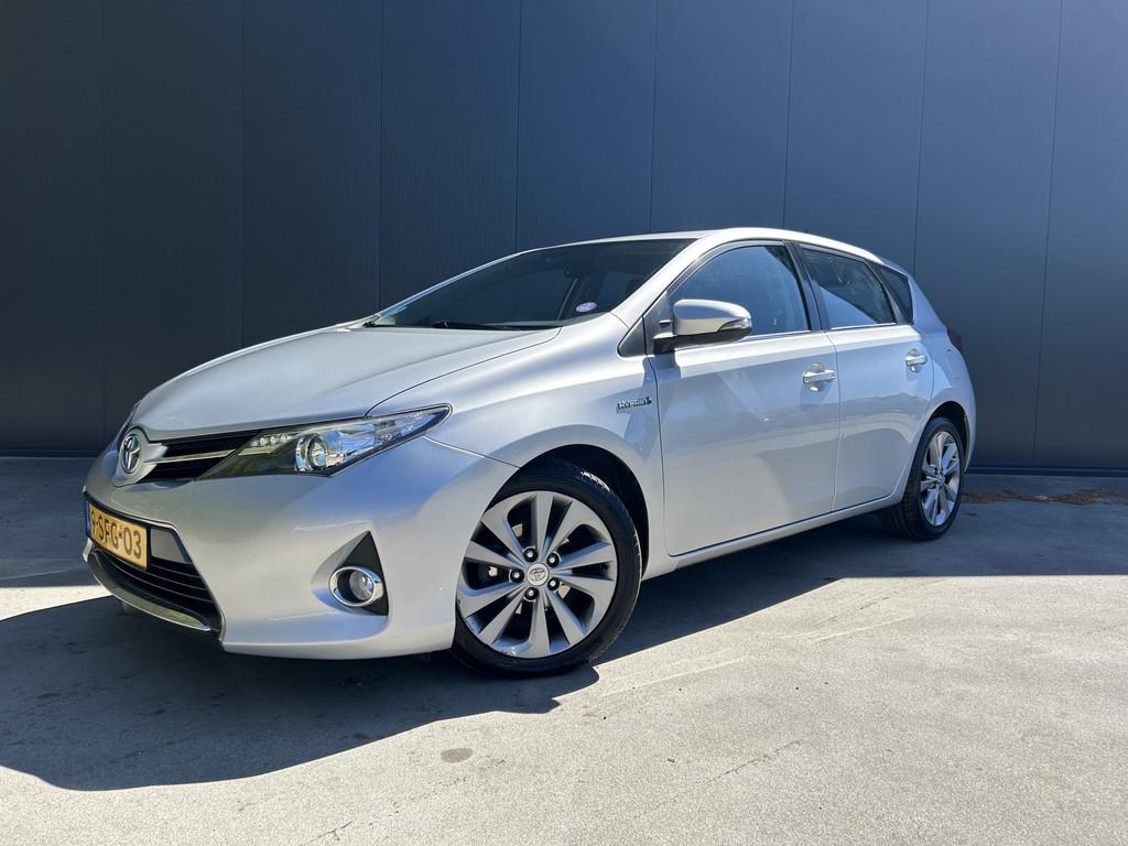 Toyota Auris 1.8 Hybrid Dynamic CAMERA CRUISE ECC LMV, Euro 5, Gebruikt, 4 cilinders, Origineel Nederlands
