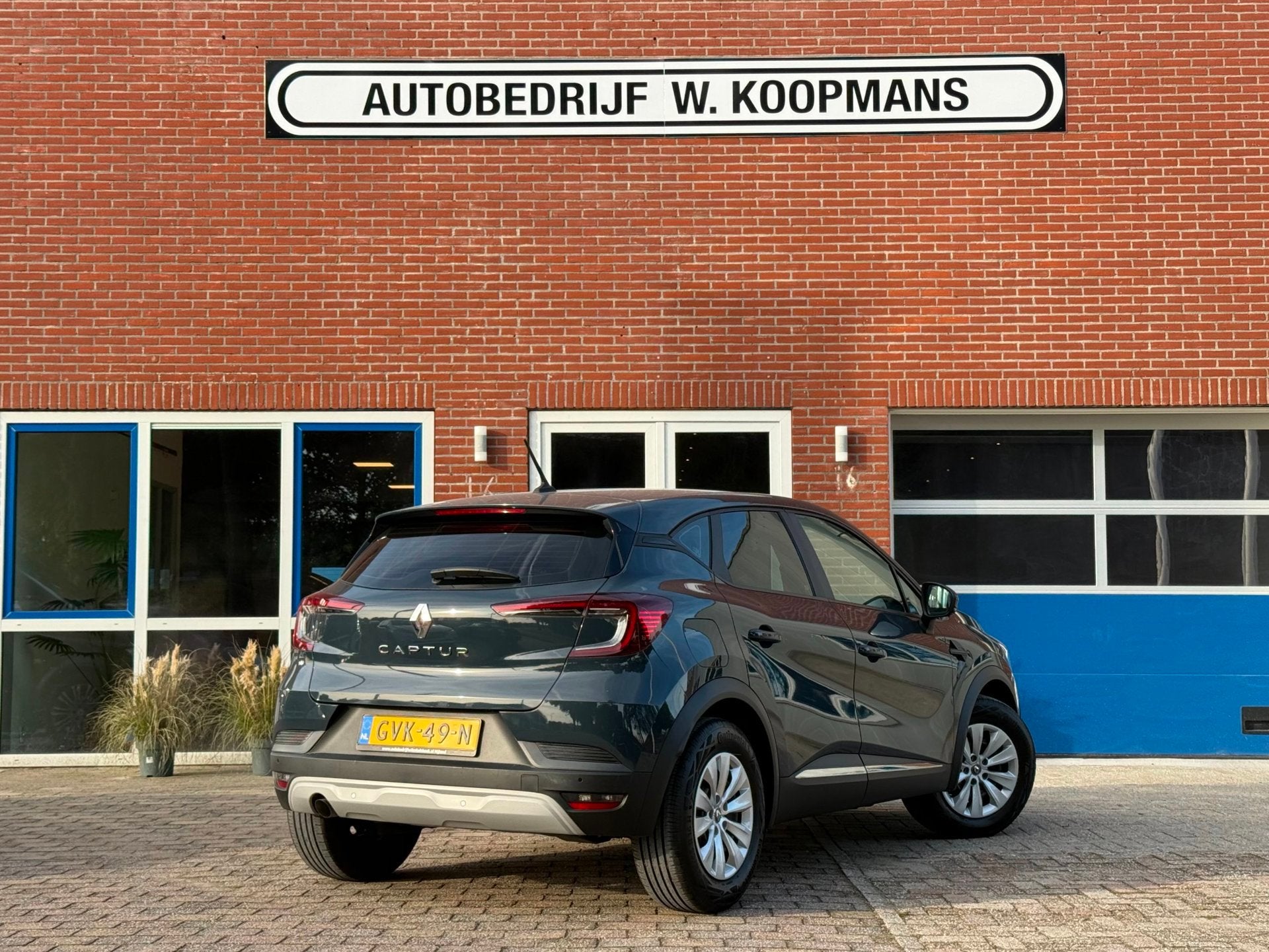 Foto 3 van Renault CAPTUR 1.3 TCe 130 Zen Automaat