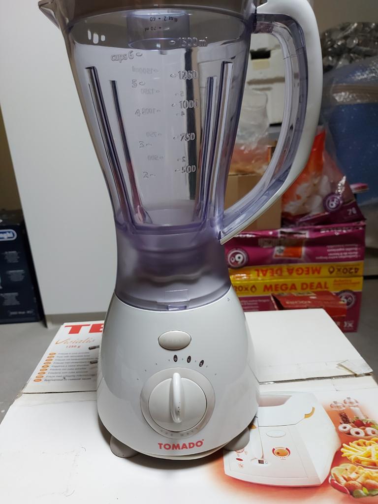 Tomado Blender tm - 4006, Ophalen of Verzenden, Zo goed als nieuw, Blender
