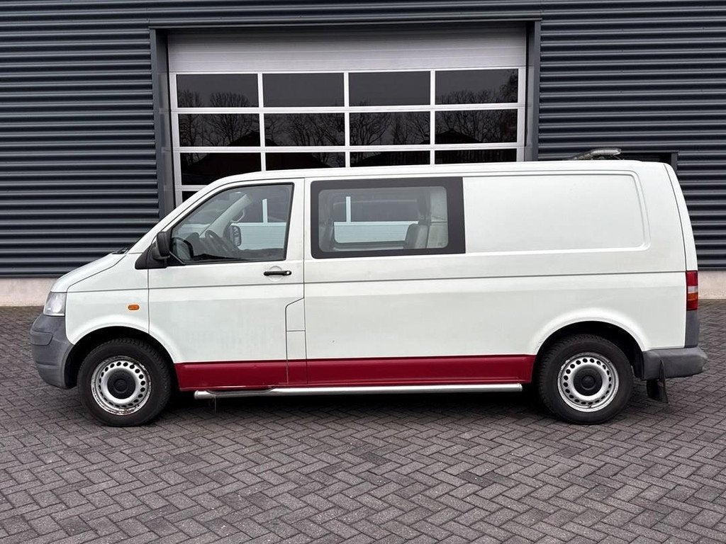 Volkswagen Transporter Volkswagen Transporter L2H1 1.9 TDI 3, Voorwielaandrijving, Gebruikt, 4 cilinders, Volkswagen