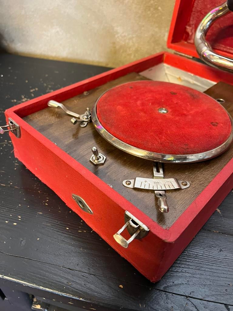 Unieke tafellamp van oude koffer grammofoon, Ophalen, Nvt, Minder dan 50 cm, Nvt