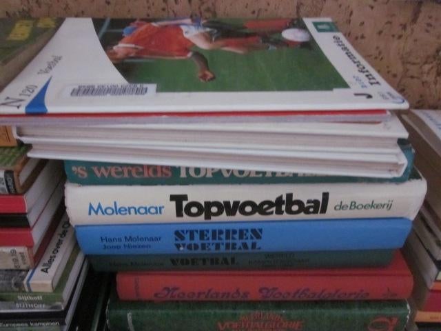 Nog 76 voetbal/sport boeken/nieuw en gelezen(ook apart te, Ophalen, Nieuw, Overige binnenlandse clubs, Boek of Tijdschrift
