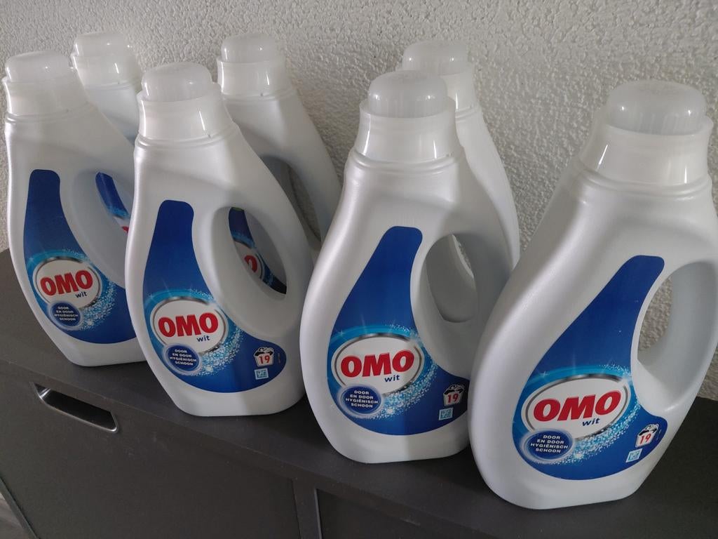 7 flessen OMO wasmiddel wit, Ophalen, Schoonmaakmiddel