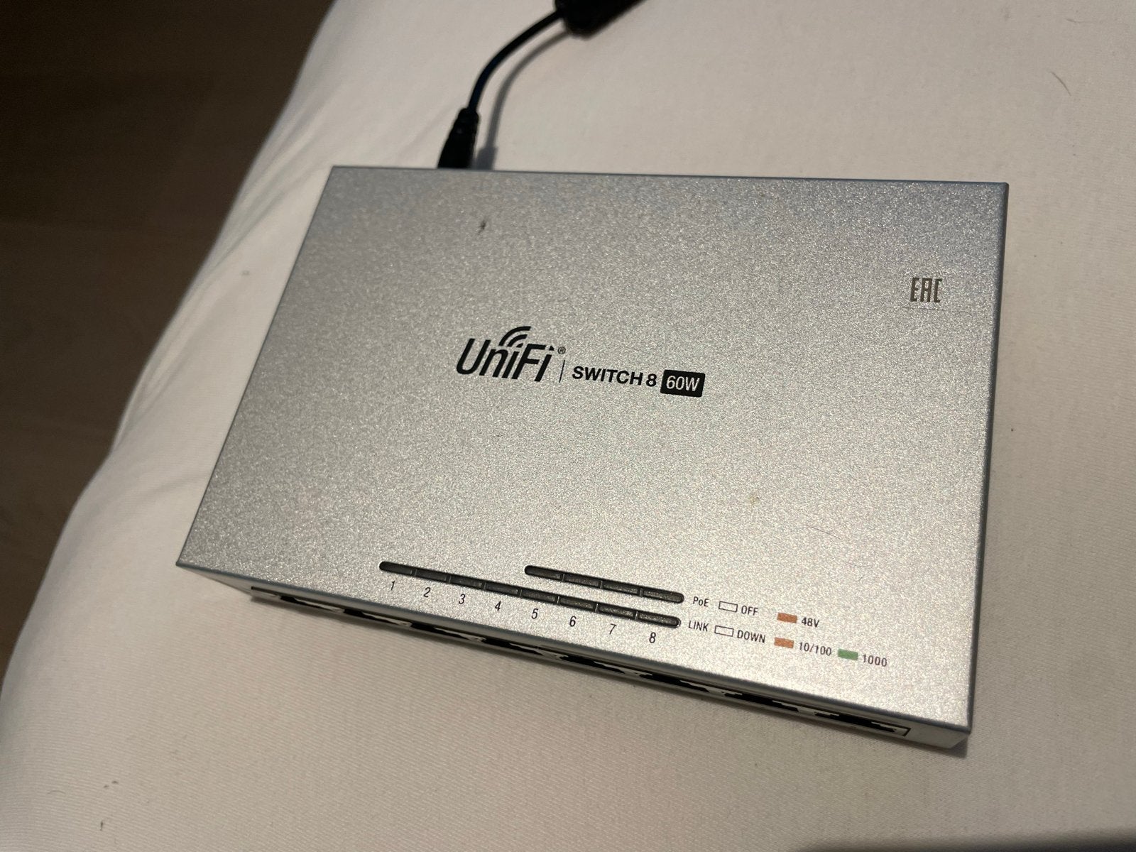 Ubiquiti UniFi Switch 8 60W PoE Managed Gigabit Switch, Ophalen of Verzenden, Zo goed als nieuw
