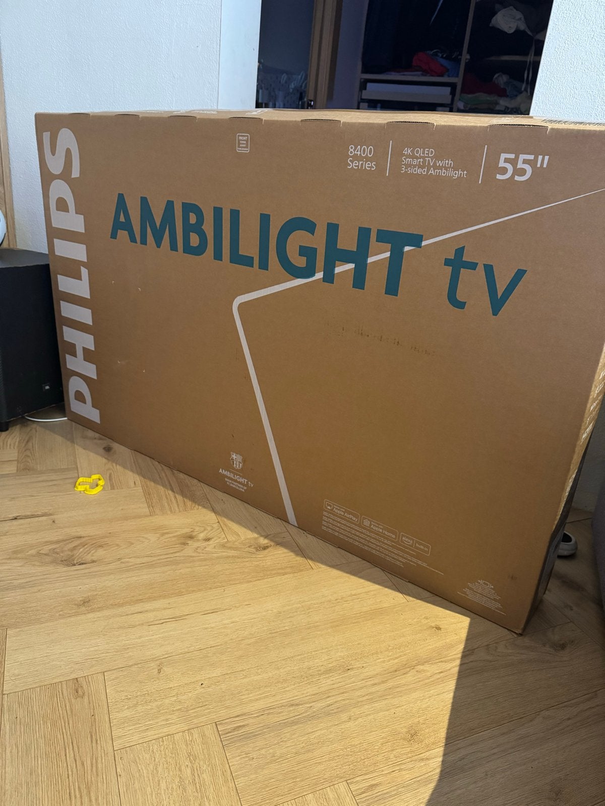 Philips 55 inch 4K QLED Smart TV met 3-zijdig Ambilight, Ophalen, Philips, QLED, Nieuw