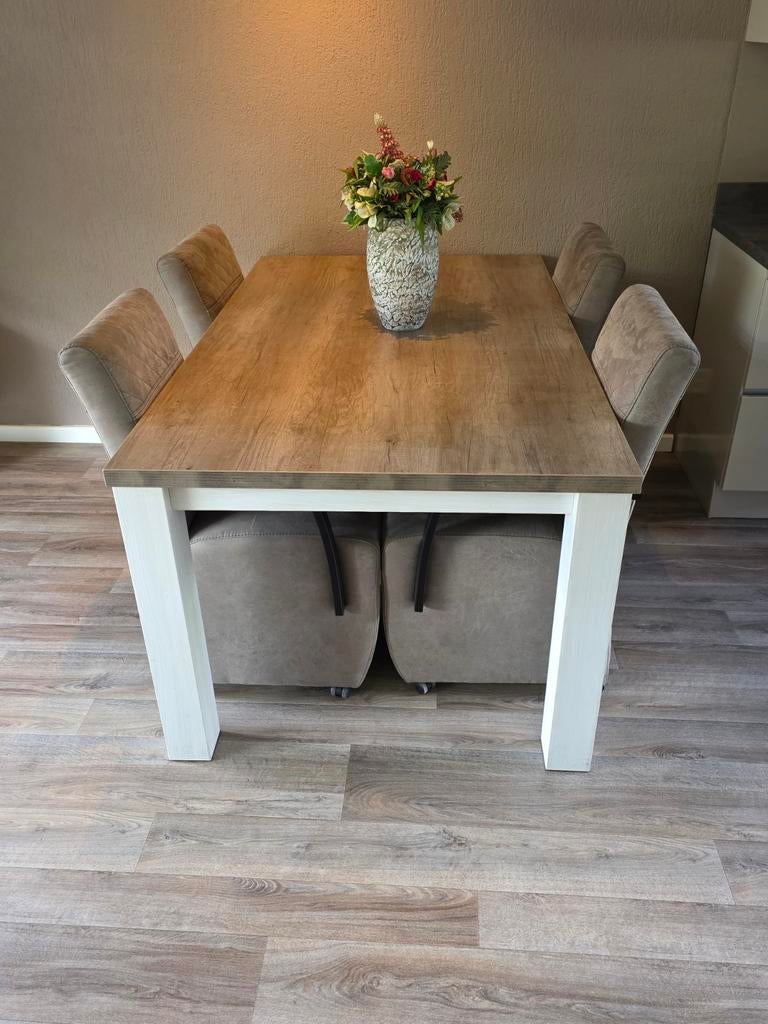Eettafel met 4 stoelen, Gebruikt, 100 tot 150 cm, Overige materialen, Ophalen of Verzenden