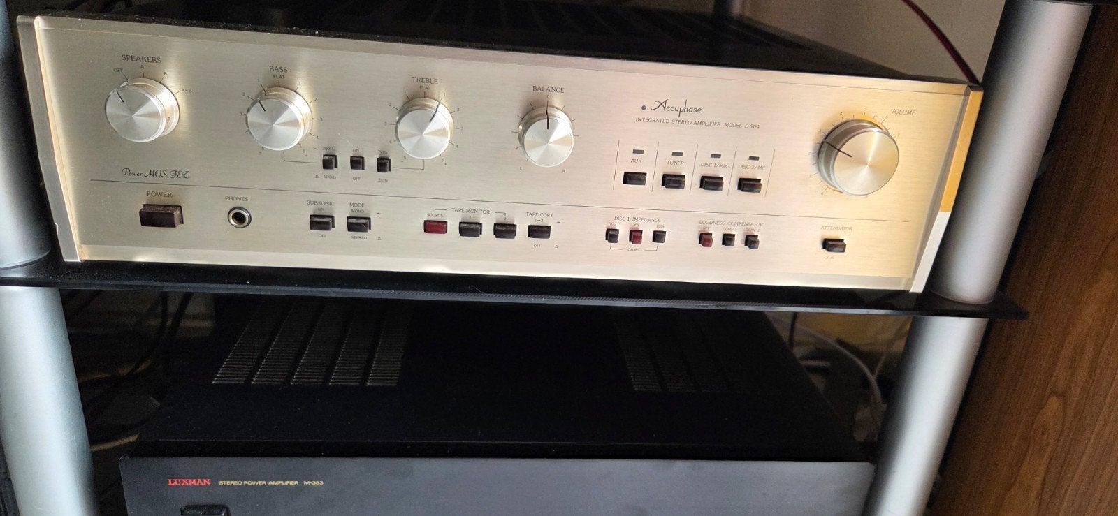 Accuphase E-204 – Recent geserviced, Refurbished, 60 tot 120 watt, Stereo, Ophalen
