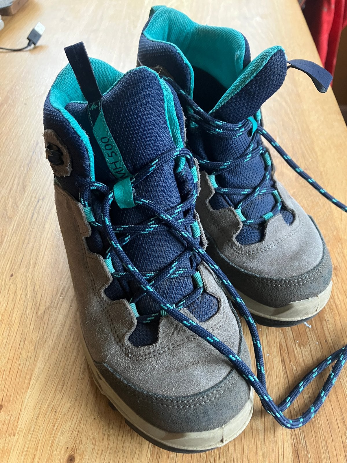 Quechua wandelschoenen kind maat 32, Kinderen en Baby's, Ophalen of Verzenden, Zo goed als nieuw, Jongen of Meisje