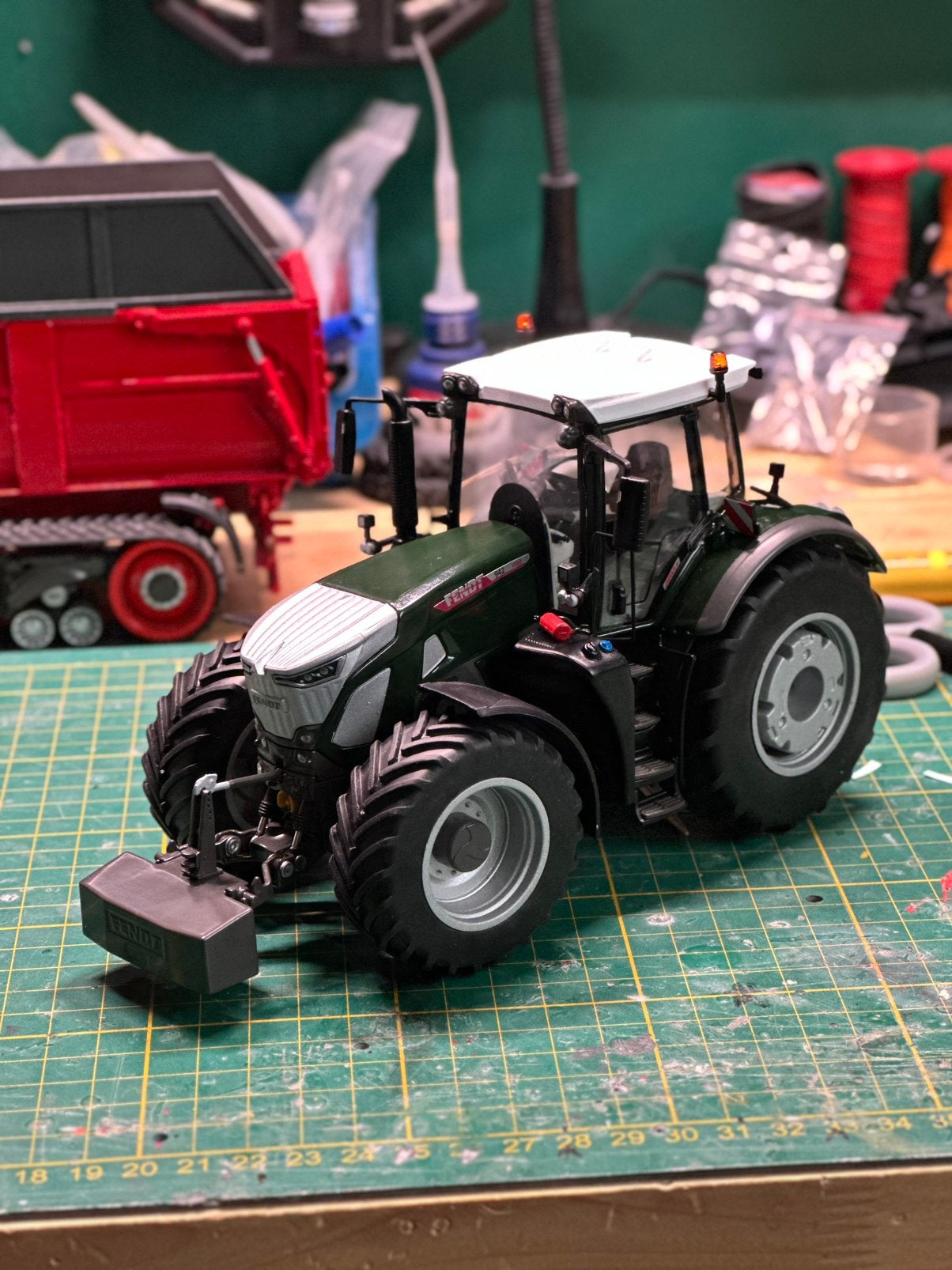 Fendt 942 dennegroen, Ophalen of Verzenden, Zo goed als nieuw, Tractor of Landbouw, Overige merken