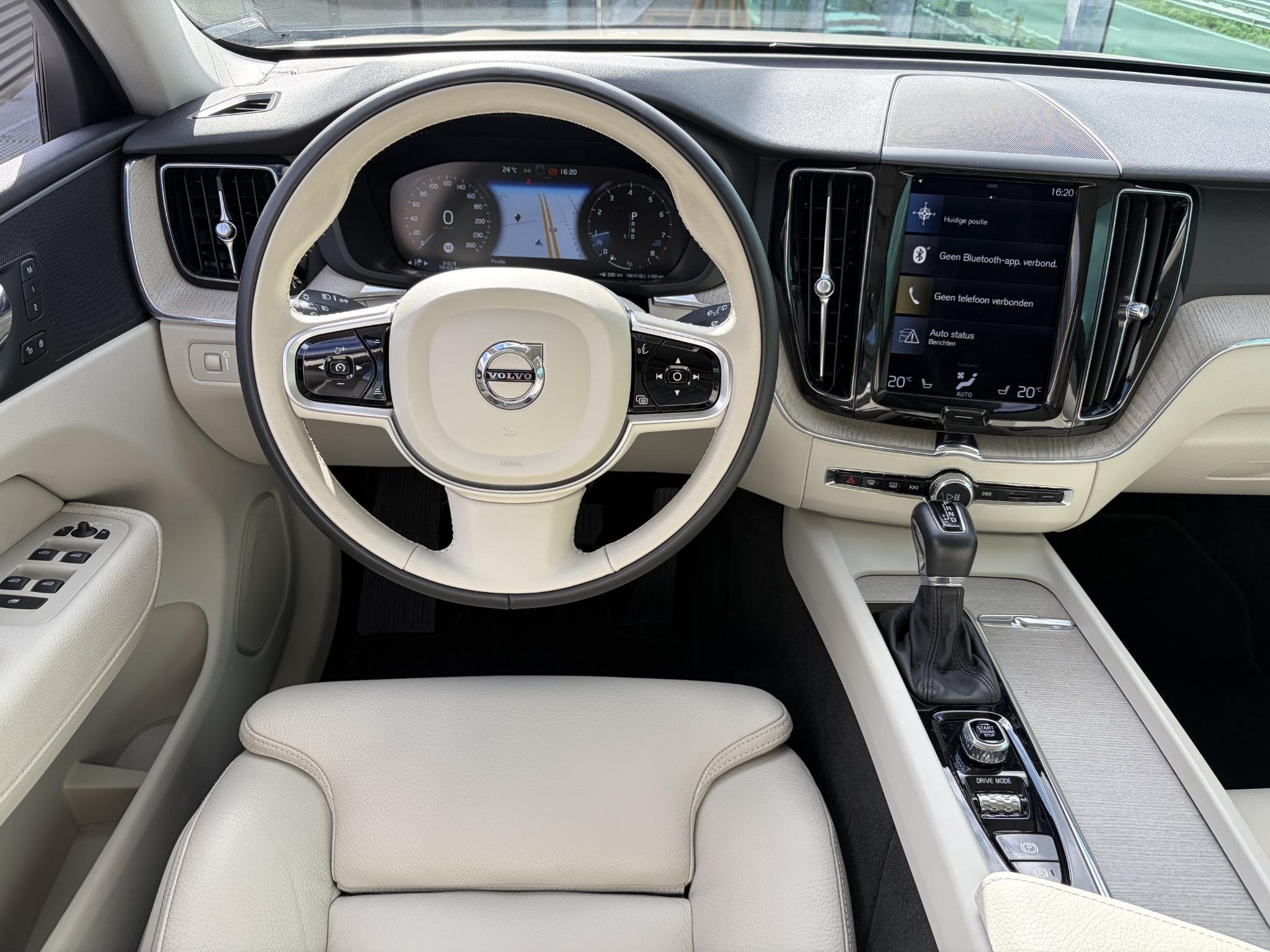 Volvo XC60 2.0 T5 AWD Inscription, Automaat, Gebruikt, Euro 6, 1714 kg