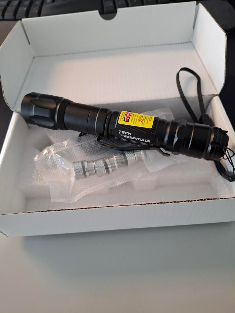 Tech Essentials Laserpen met Opzetstukken, Ophalen of Verzenden, Zo goed als nieuw, Accu