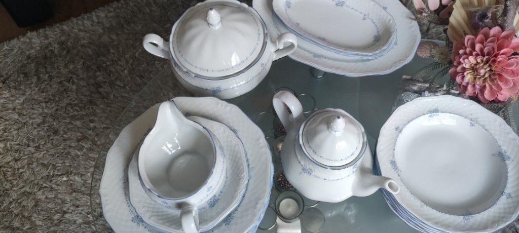 Servies,.compleet, Ophalen of Verzenden, Zo goed als nieuw, Porselein, Overige stijlen