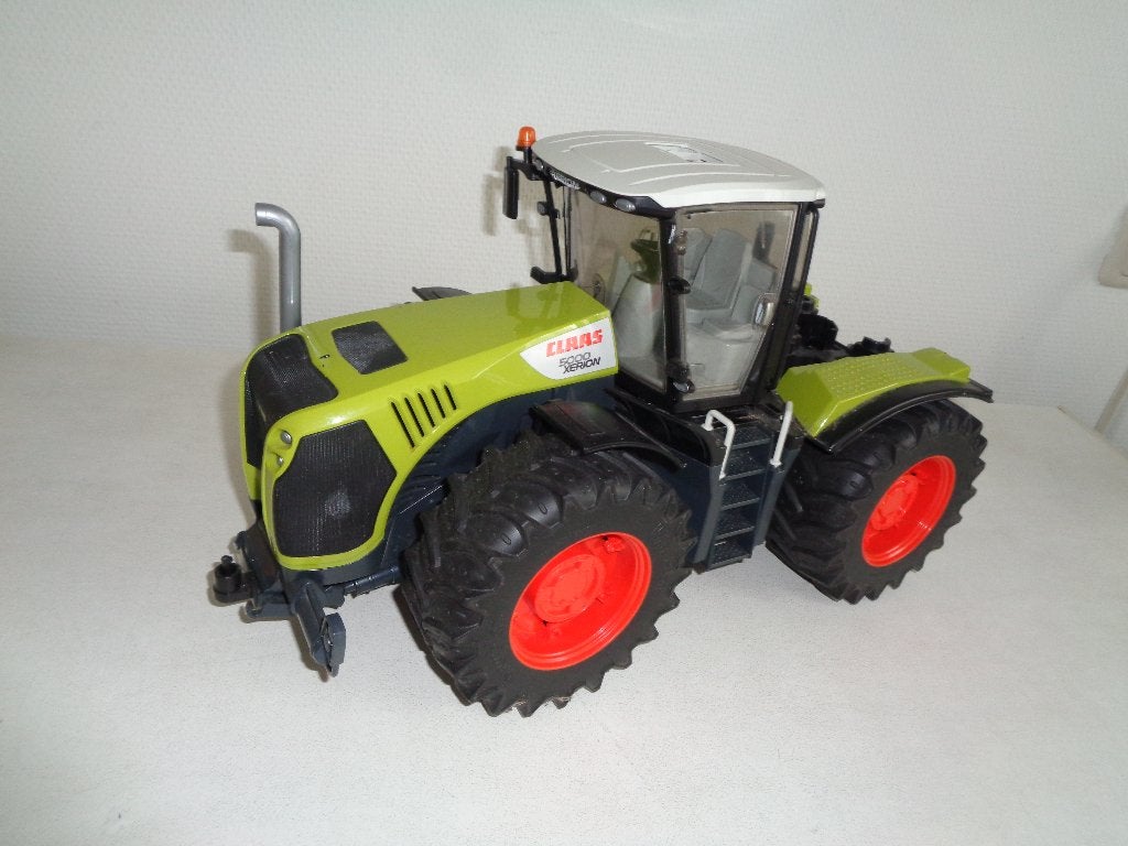 Bruder Claas 5000 Xerion trekker., Ophalen of Verzenden