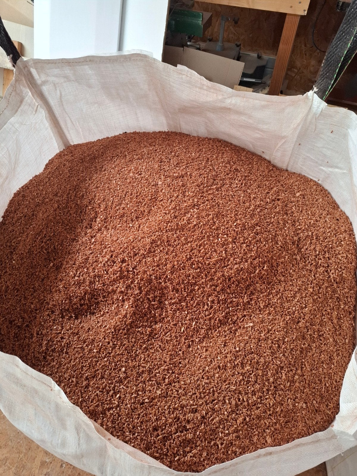 zaagsel mahonie inclusief big bag 3m3, Ophalen, Nieuw
