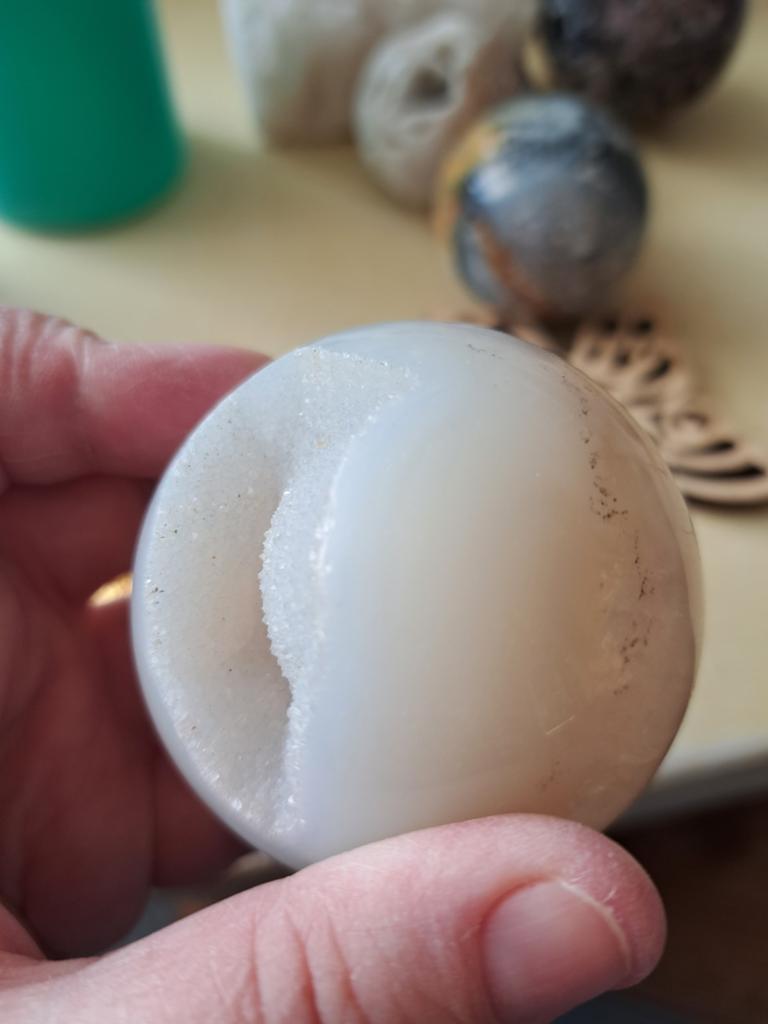Bol agaat met kwarts, Verzamelen, Mineralen en Fossielen, Ophalen of Verzenden