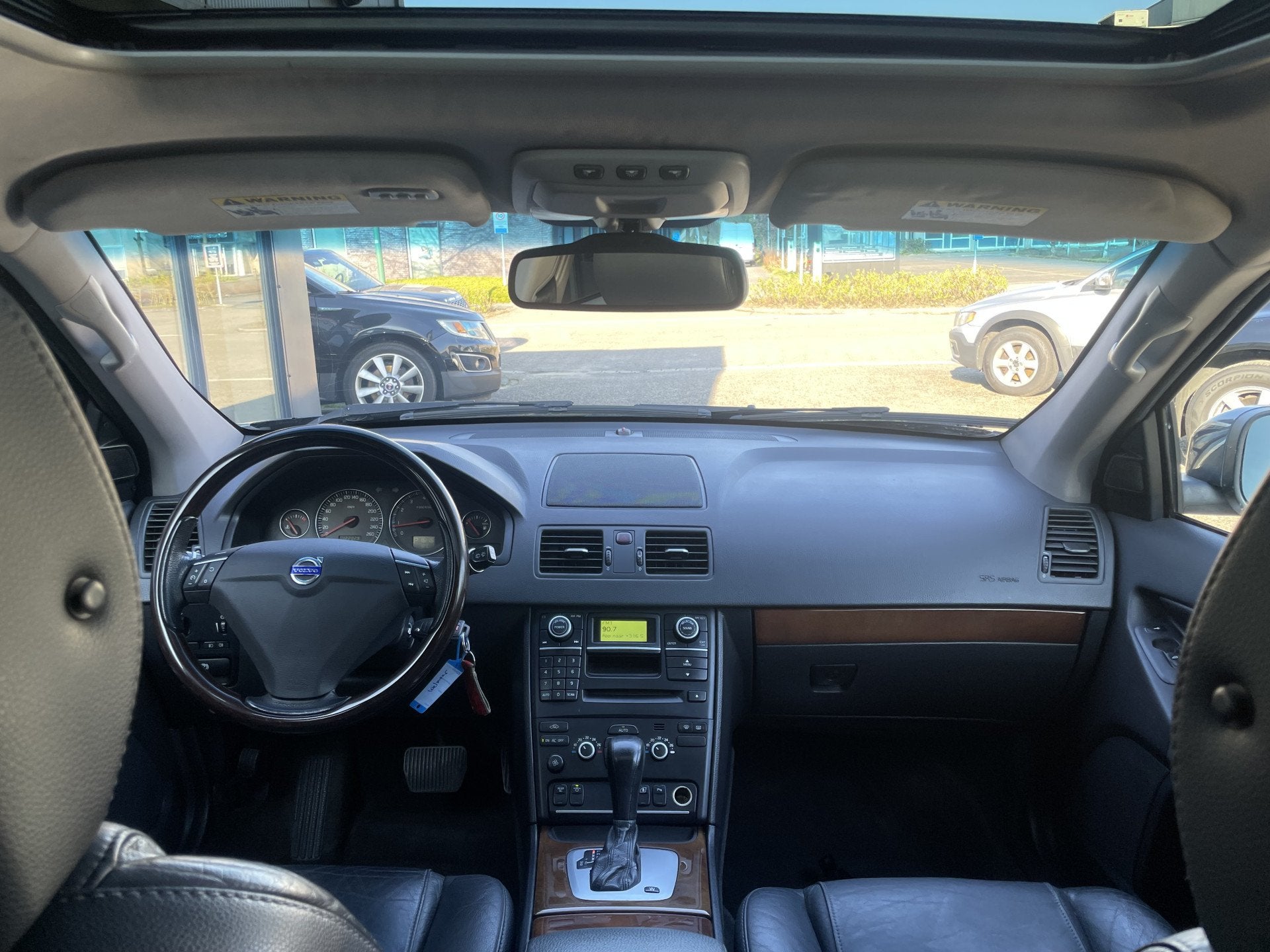 Volvo XC90 3.2 Summum 7p Youngtimer | Schuifdak | Bi-Xenon, Auto's, Volvo, 238 pk, Gebruikt, Zwart, 7 stoelen