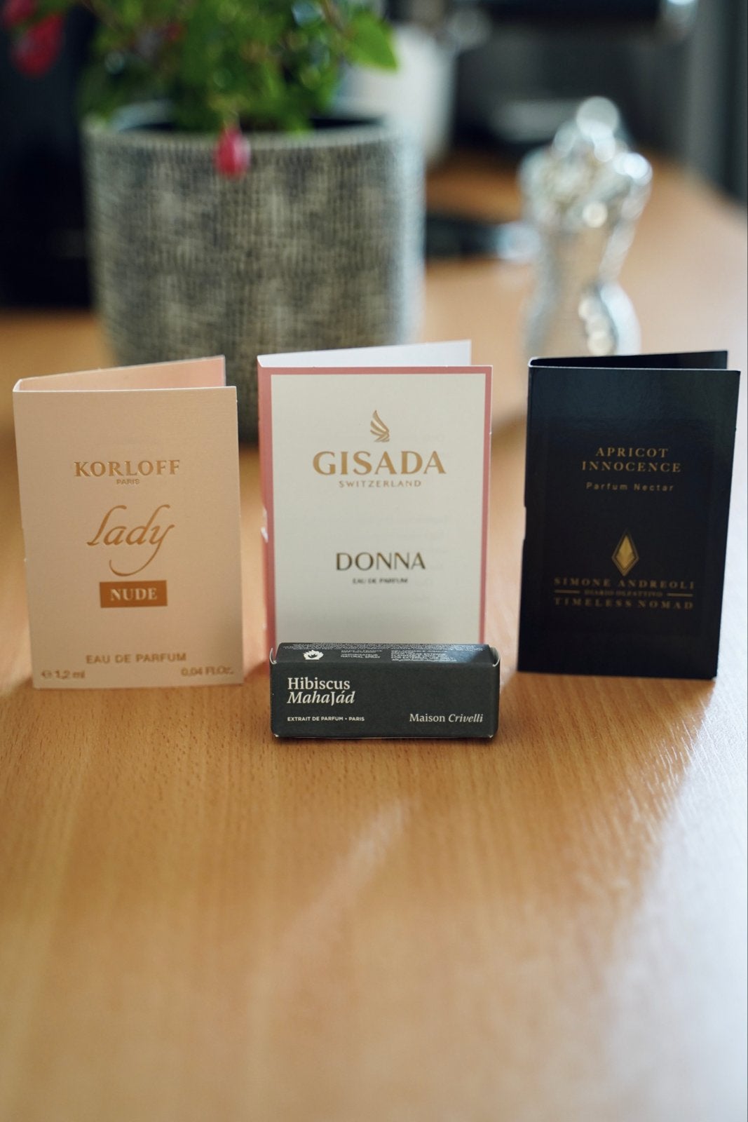 Dames parfum sampleset (Korloff, Gisada, Andreoli, Crivelli), Ophalen of Verzenden, Zo goed als nieuw
