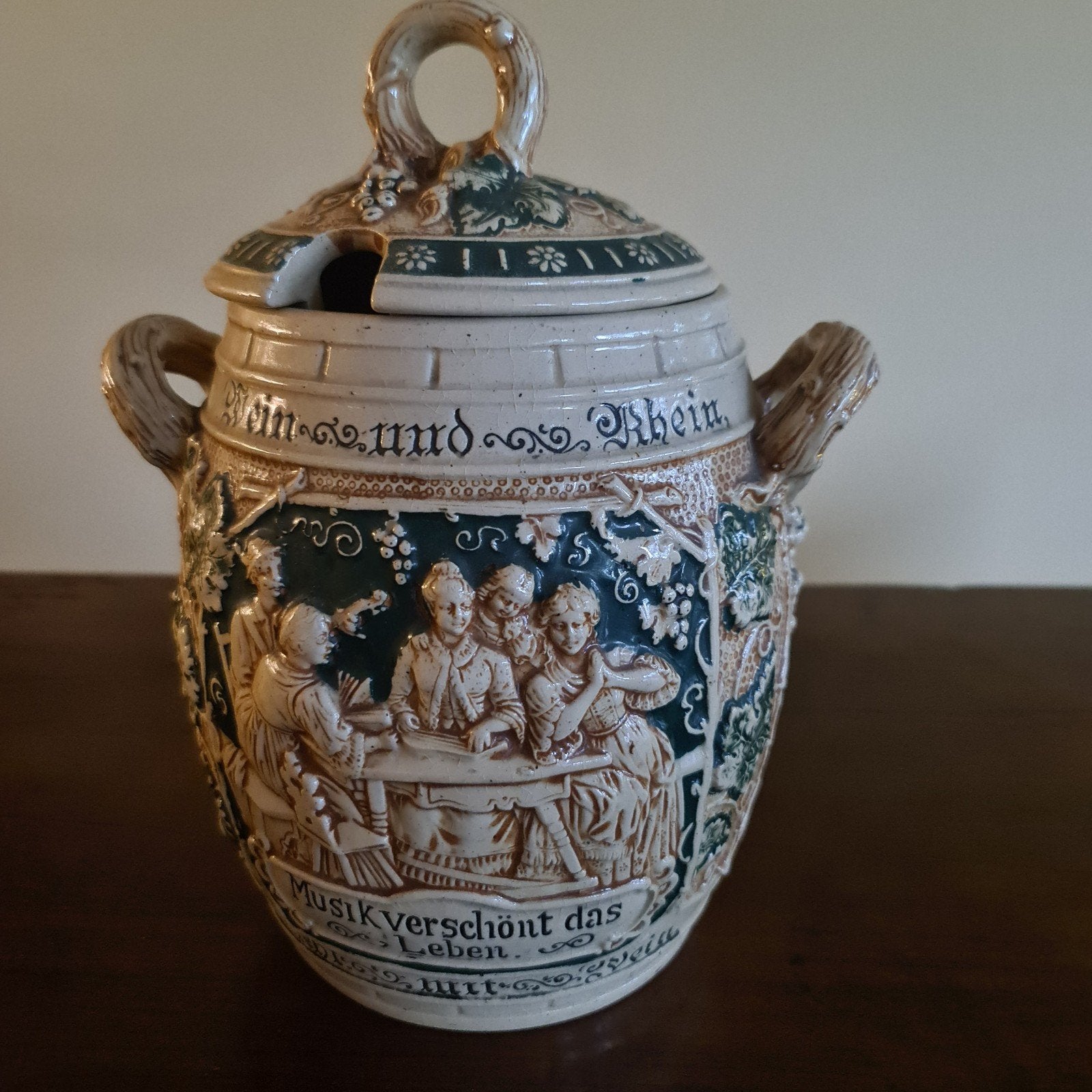 Vintage Duitse wein und Rhein/ Stein met Reliëfdecoratie, Antiek en Kunst, Ophalen of Verzenden