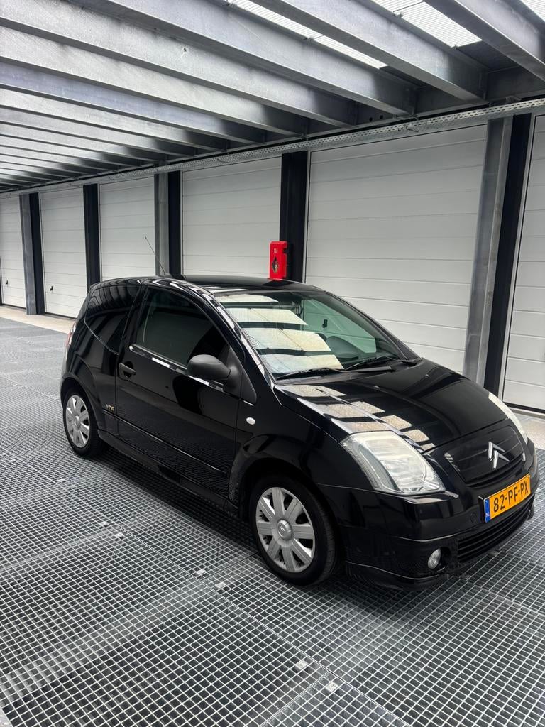 Citroën C2 1.4 VTR Automaat | 71.984 KM NAP | 2e Eigenaar, 450 kg, 4 cilinders, 4 stoelen, Zwart