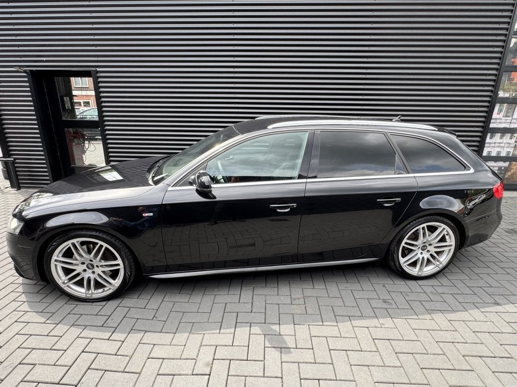 Audi A4 Avant 3.0TDI QUATTRO PRO LINE S| LEER| CLIMA| NAVI|, Auto's, Audi, Automaat, Euro 5, Gebruikt, 197 €/maand