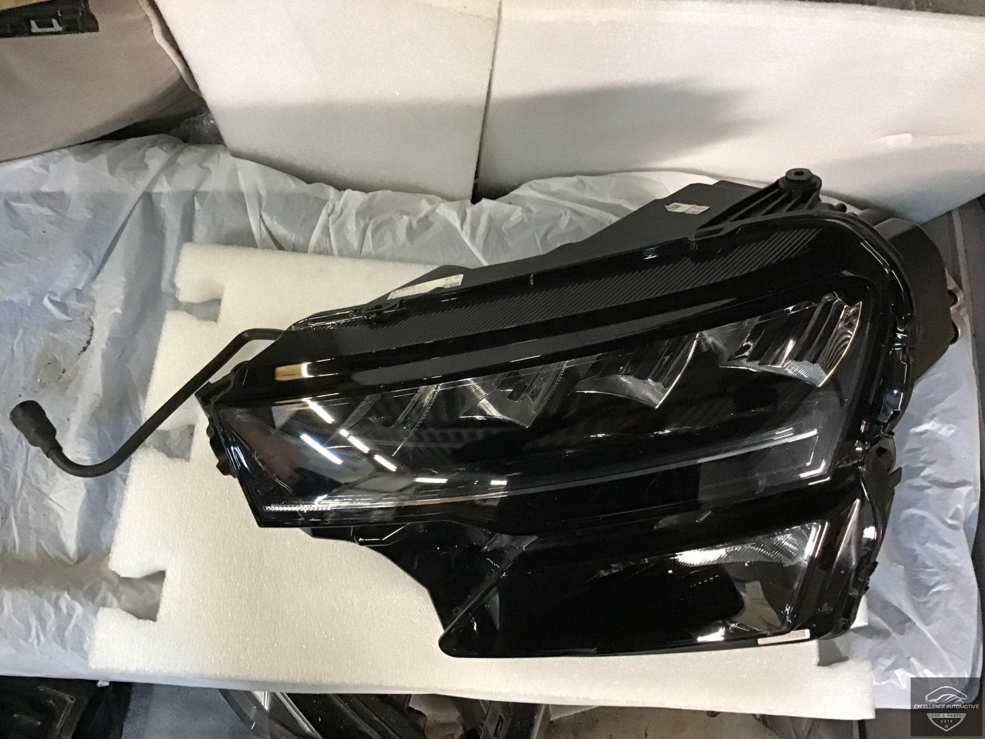 Skoda Karoq Facelift 21+ Vol LED Koplamp Links 57B941009, Skoda, Skoda Auto a.s., Gebruikt, Infoline@skoda-auto.cz