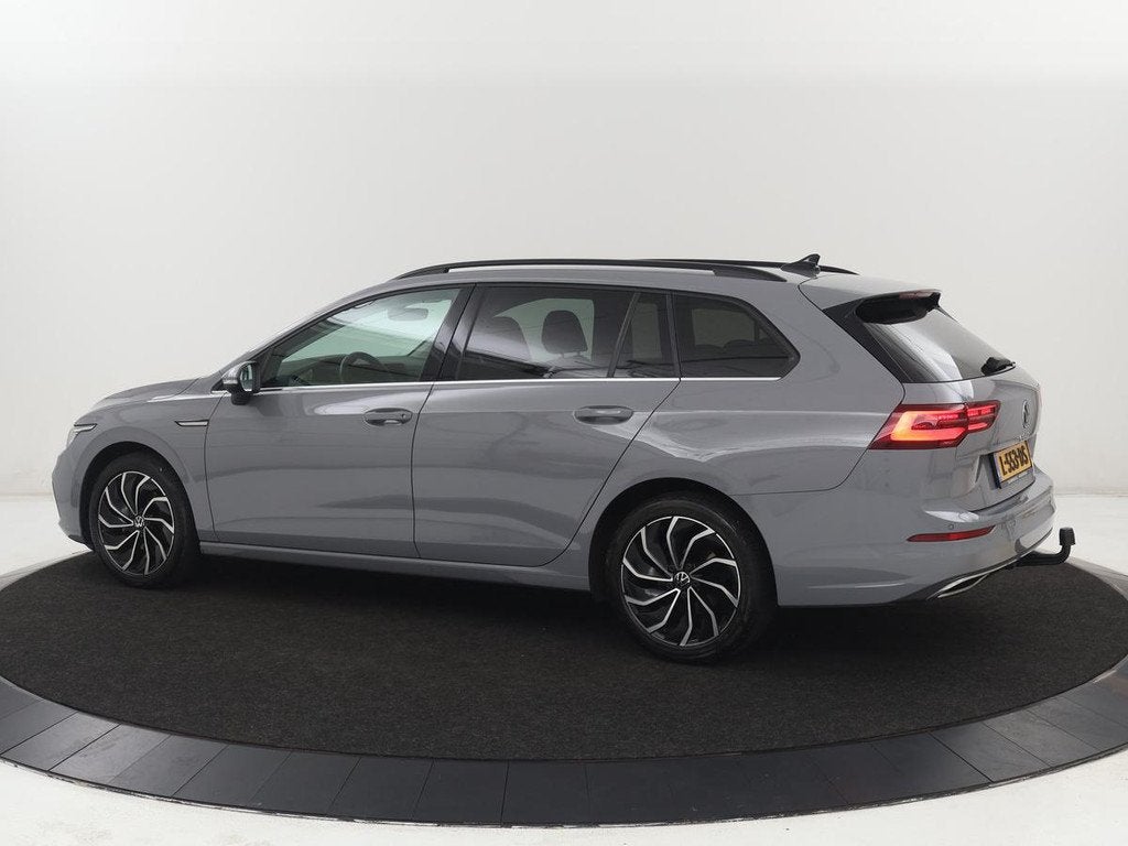 Volkswagen Golf 1.5 TSI Style | Matrix LED | Camera | Carpla, Auto's, Volkswagen, Voorwielaandrijving, 4 cilinders, 1261 kg, Origineel Nederlands