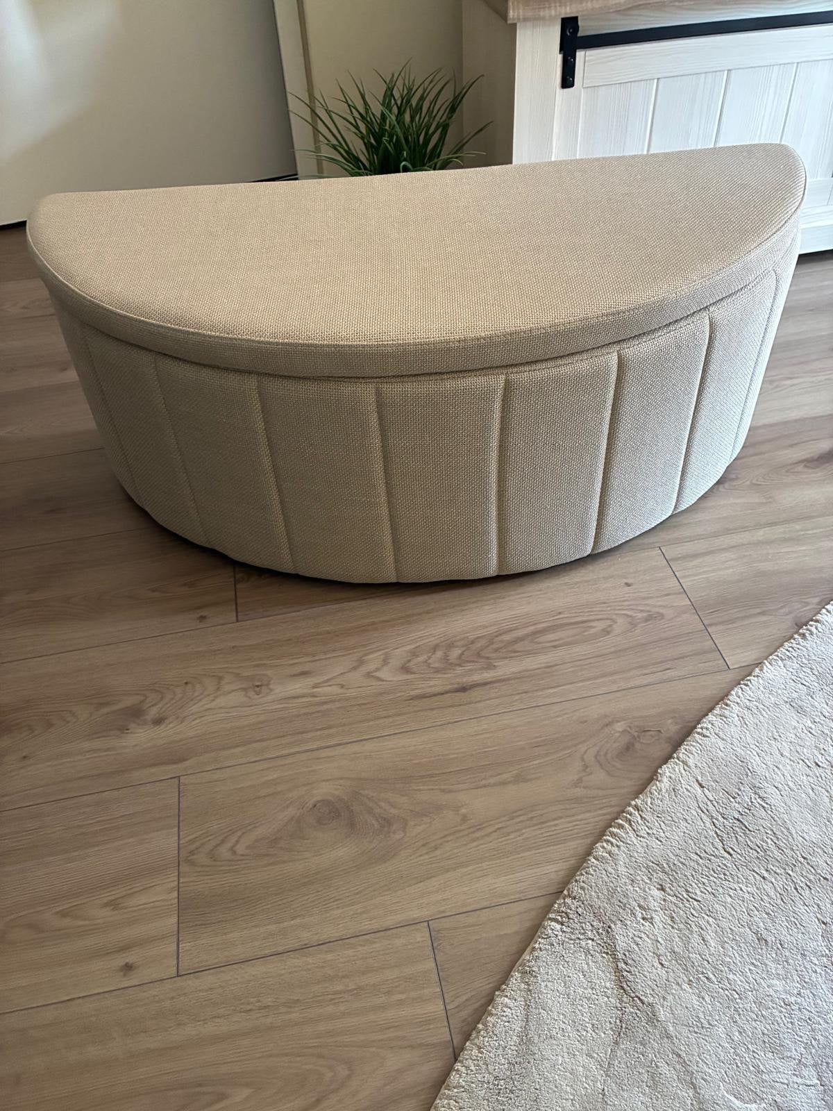 Poef kappel met opbergruimte, Ophalen, Minder dan 50 cm, 125 cm of meer, Zo goed als nieuw