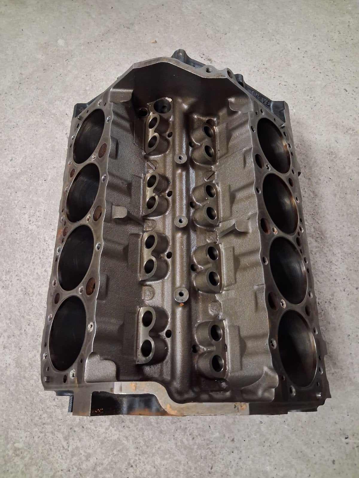 V8 Chevrolet 5.7 onderblok voor tafel wijnrek mancave  etc., Ophalen, Gebruikt, Chevrolet