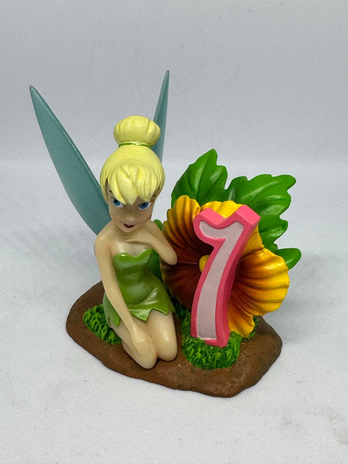 Disney Tinkerbell Beeldje met Nummer 1, Verzamelen, Disney, Zo goed als nieuw, Beeldje of Figuurtje, Peter Pan of Pinokkio, Ophalen of Verzenden