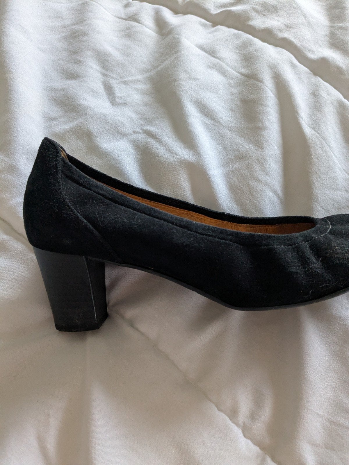 Gabor zwarte suède pumps - Maat 39.5, Kleding | Dames, Ophalen of Verzenden
