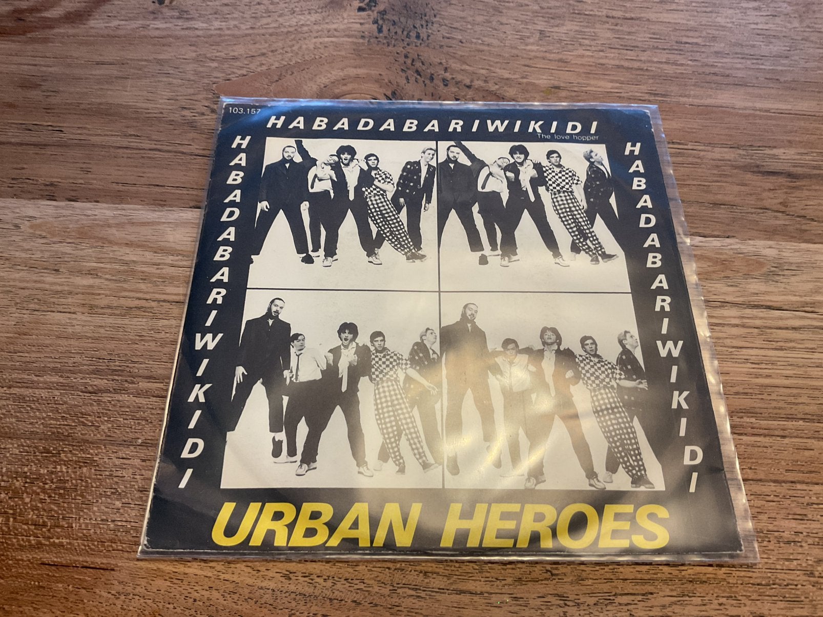 Urban Heroes, Habadabariwikidi, Ophalen of Verzenden