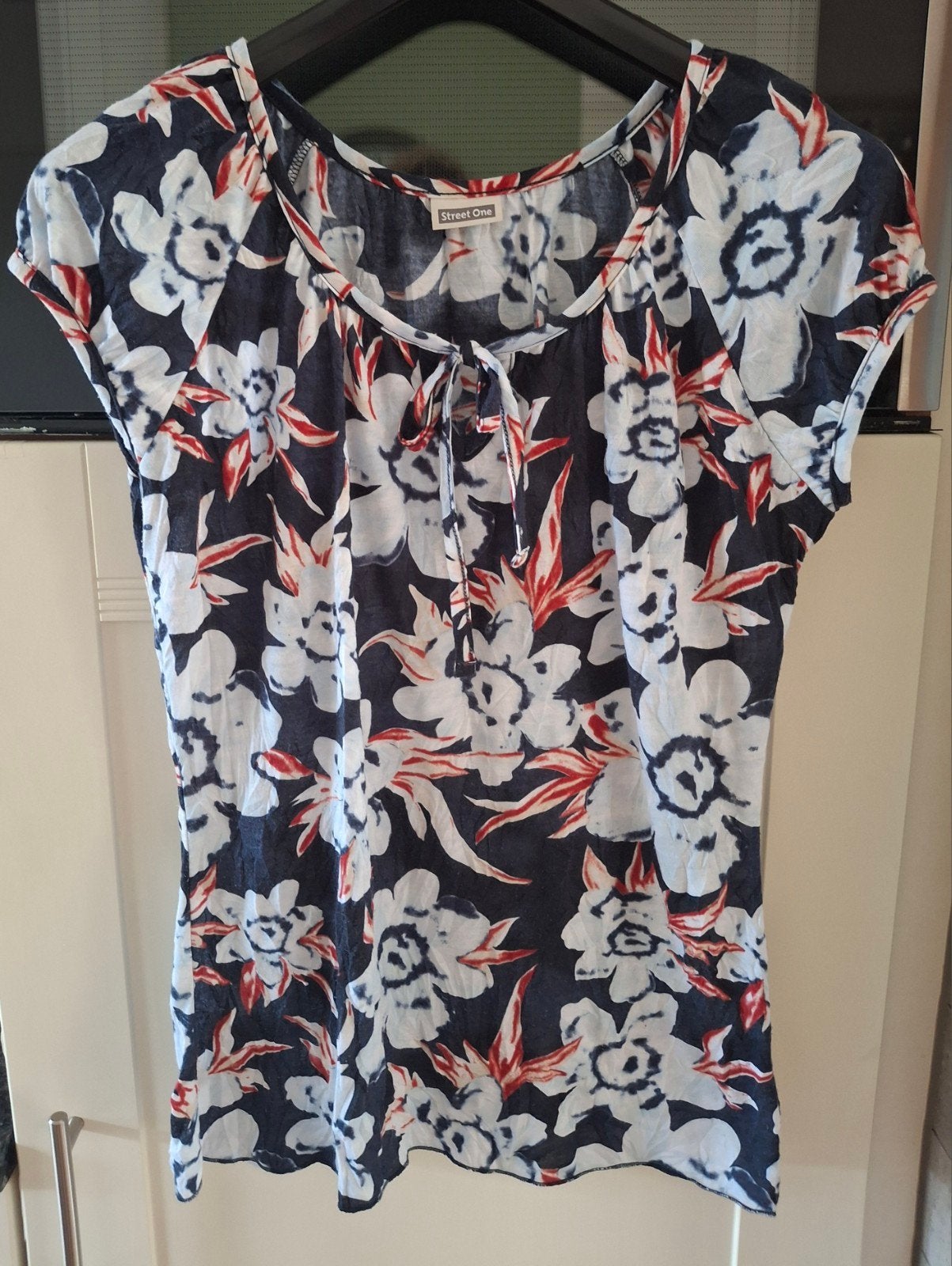 StreetOne top/shirt blauw bloem maat 42, Blauw, Maat 42/44 (L), Ophalen of Verzenden, Zo goed als nieuw