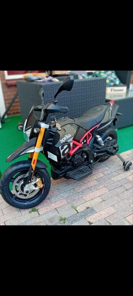 Aprilia kindermotorfiets, Ophalen, Zo goed als nieuw