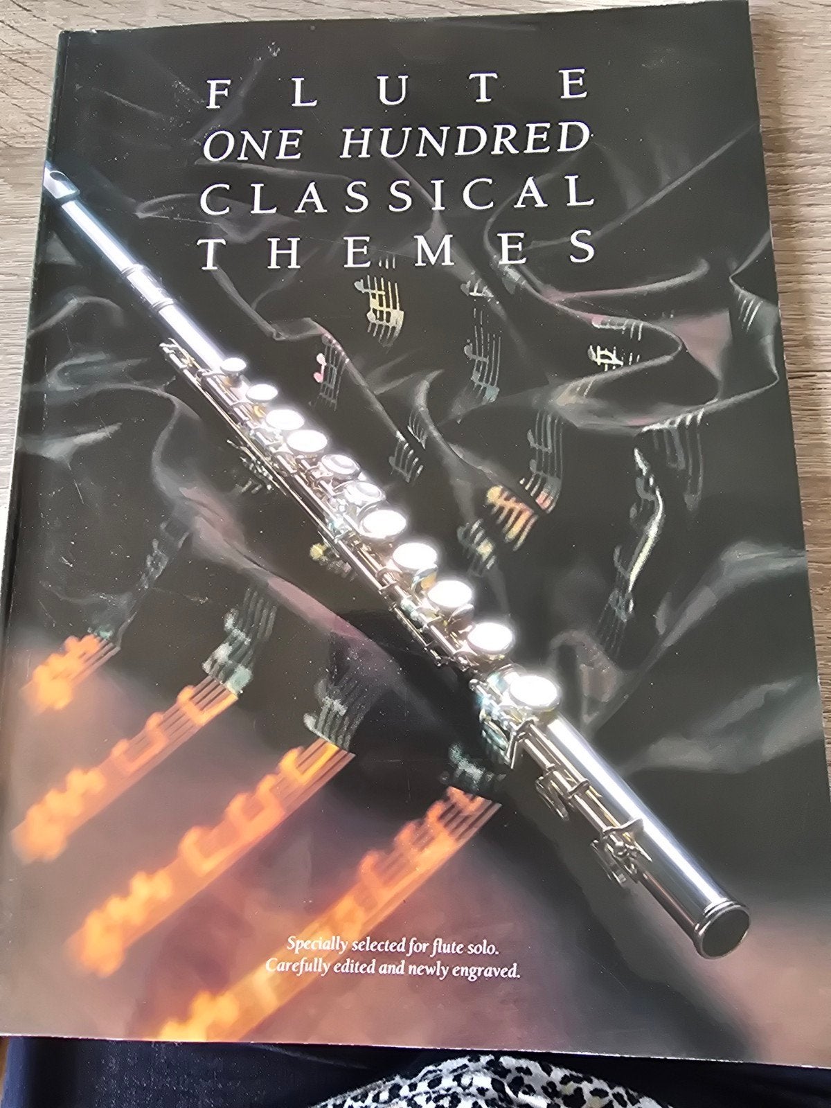 Fluit: Honderd Klassieke Thema's - Muziekboek, Muziek en Instrumenten, Klassiek, Ophalen of Verzenden, Zo goed als nieuw, Dwarsfluit of Piccolo
