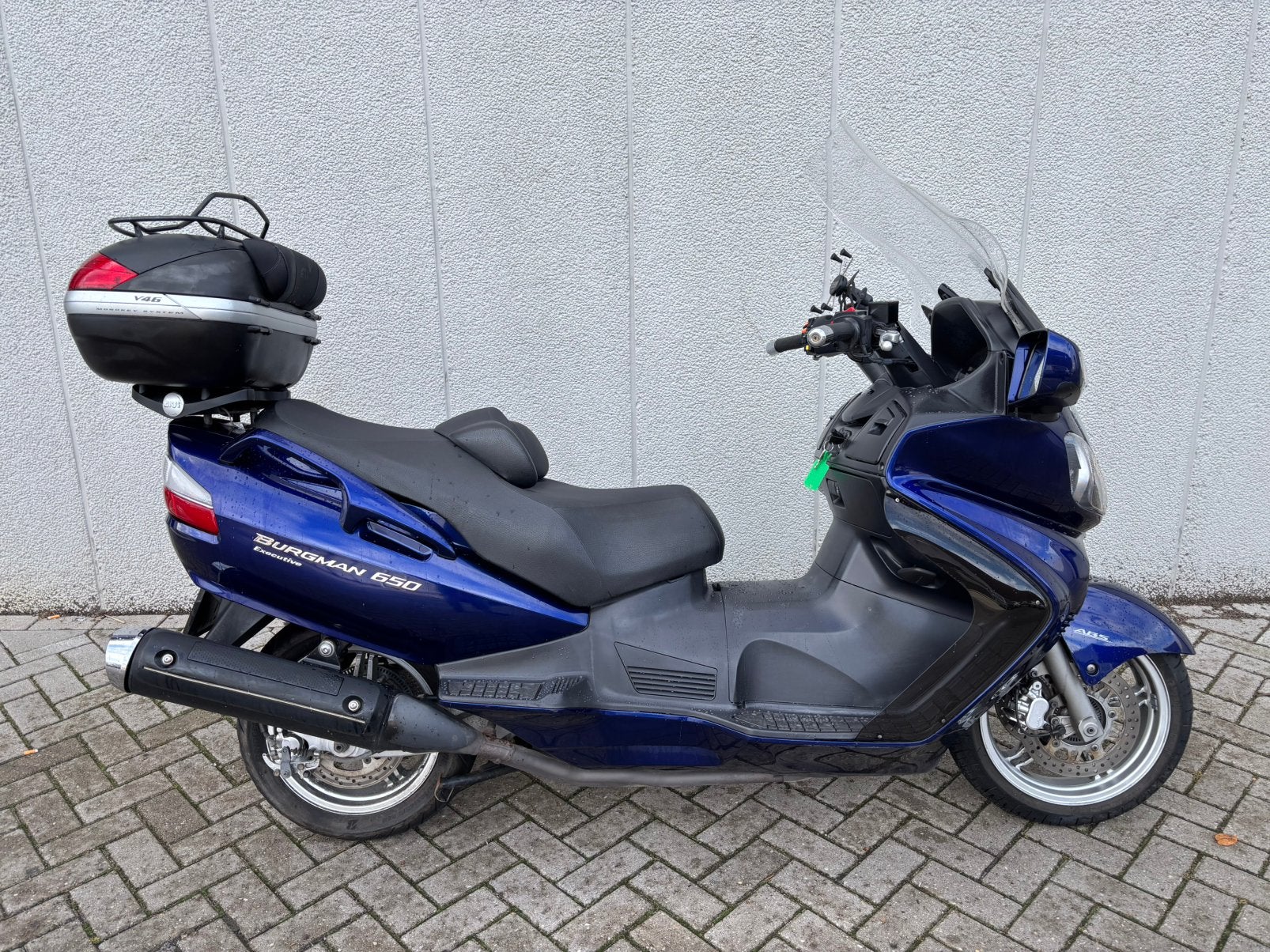 Suzuki Burgman 650 Executive, Motoren, Bedrijf, Scooter