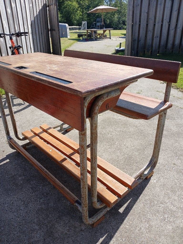 Oude schoolbank, Antiek en Kunst, Antiek | Meubels | Stoelen en Banken, Ophalen